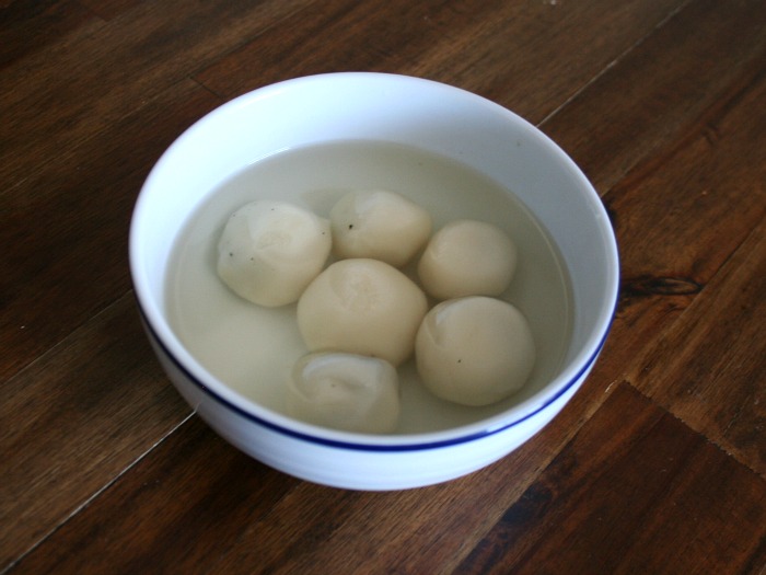 Steamed Sesame Dumplings