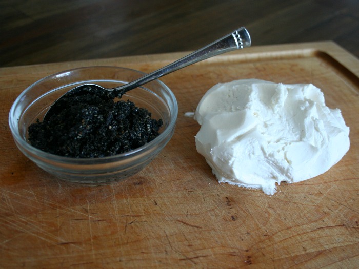 Steamed Sesame Dumplings